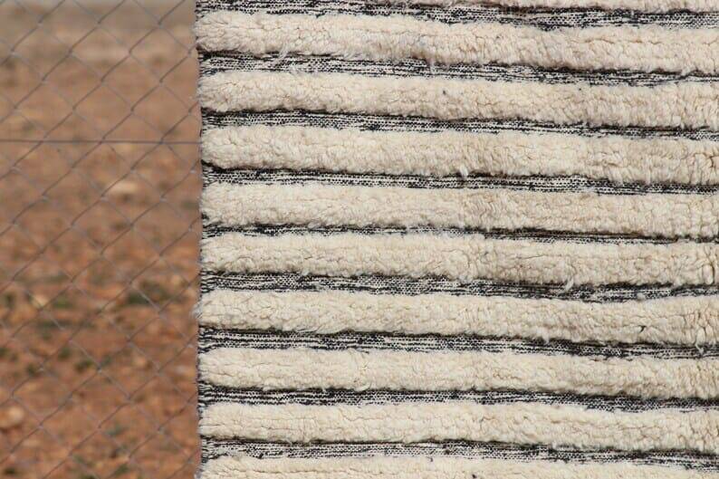 Handmade pure wool rug, size 1.4/2.6 m.