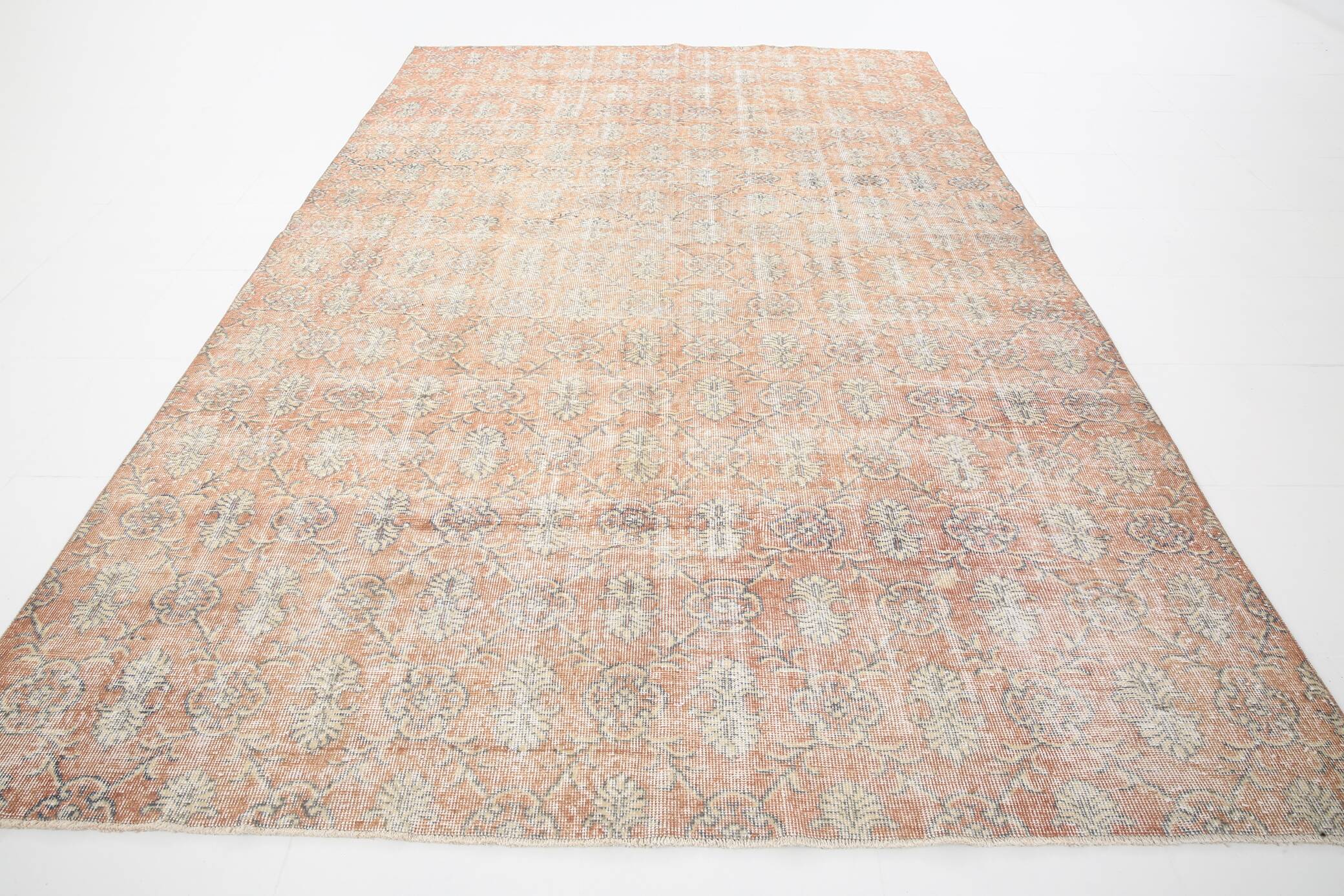 7x11 Muted Orange Classic Vintage Rug, 217x336Cm