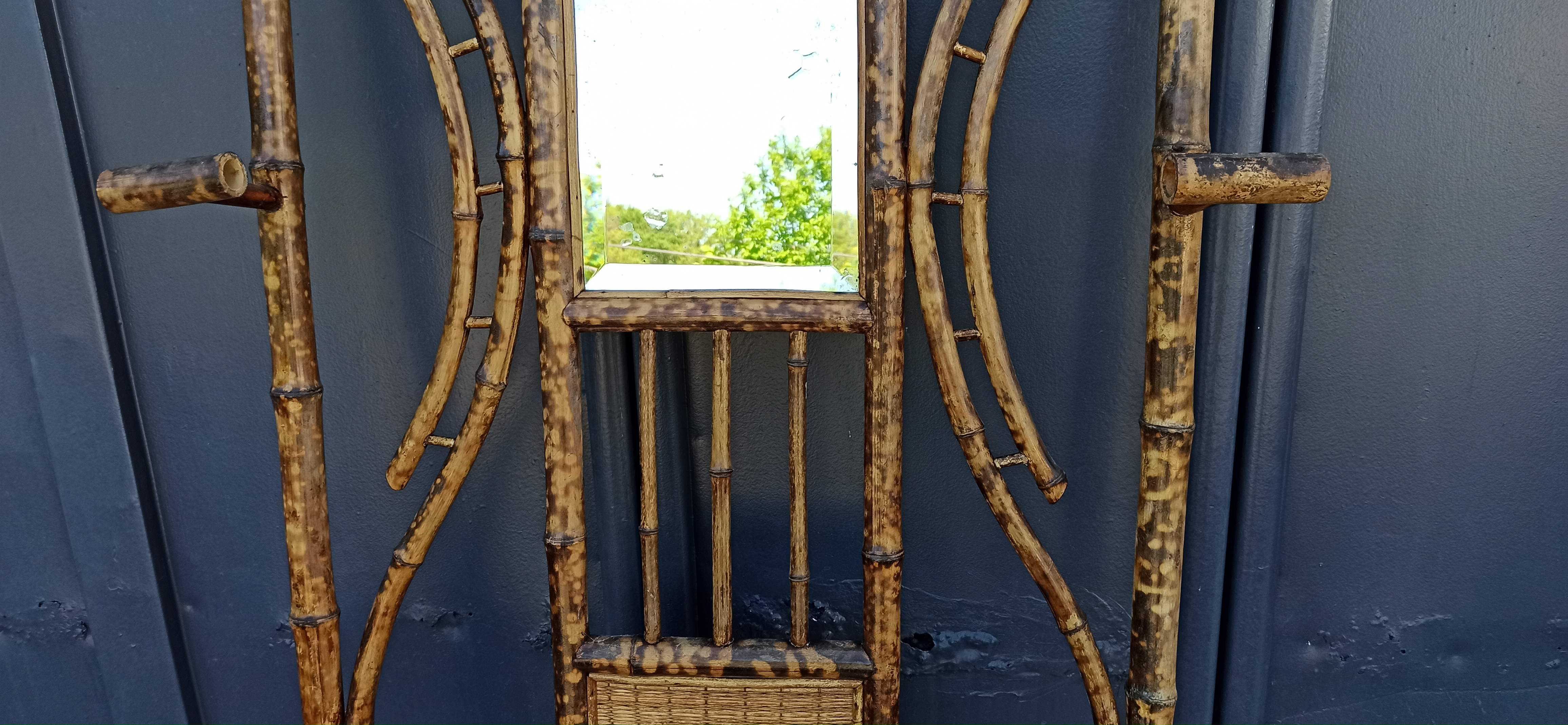 Cloakroom door wall coats bamboo mirror