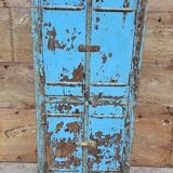 Ancien vaisselier tribal en teck birman