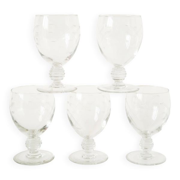 lot de 5 grands verres à vin pieds travaillé, en cristal gravé, Art Nouveau