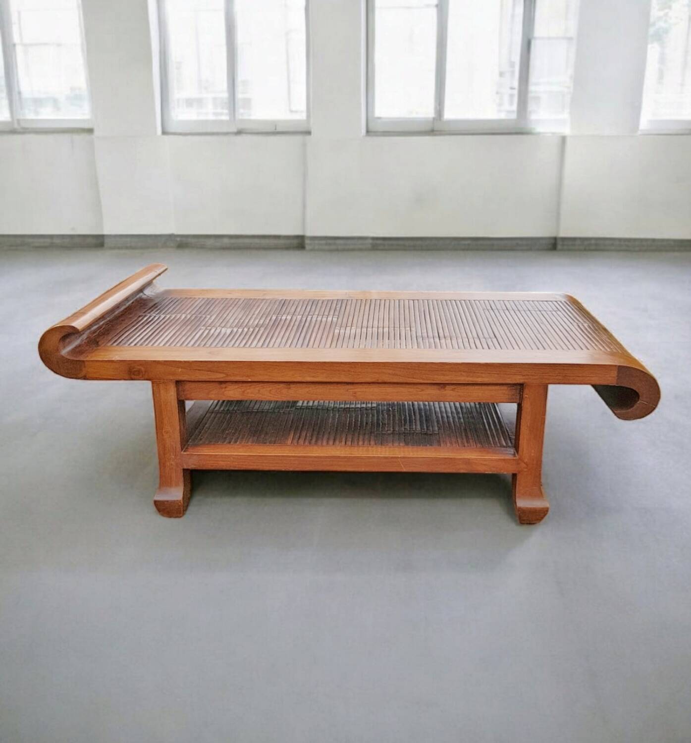 Vintage coffee table in solid wood and bamboo – 2-tier design