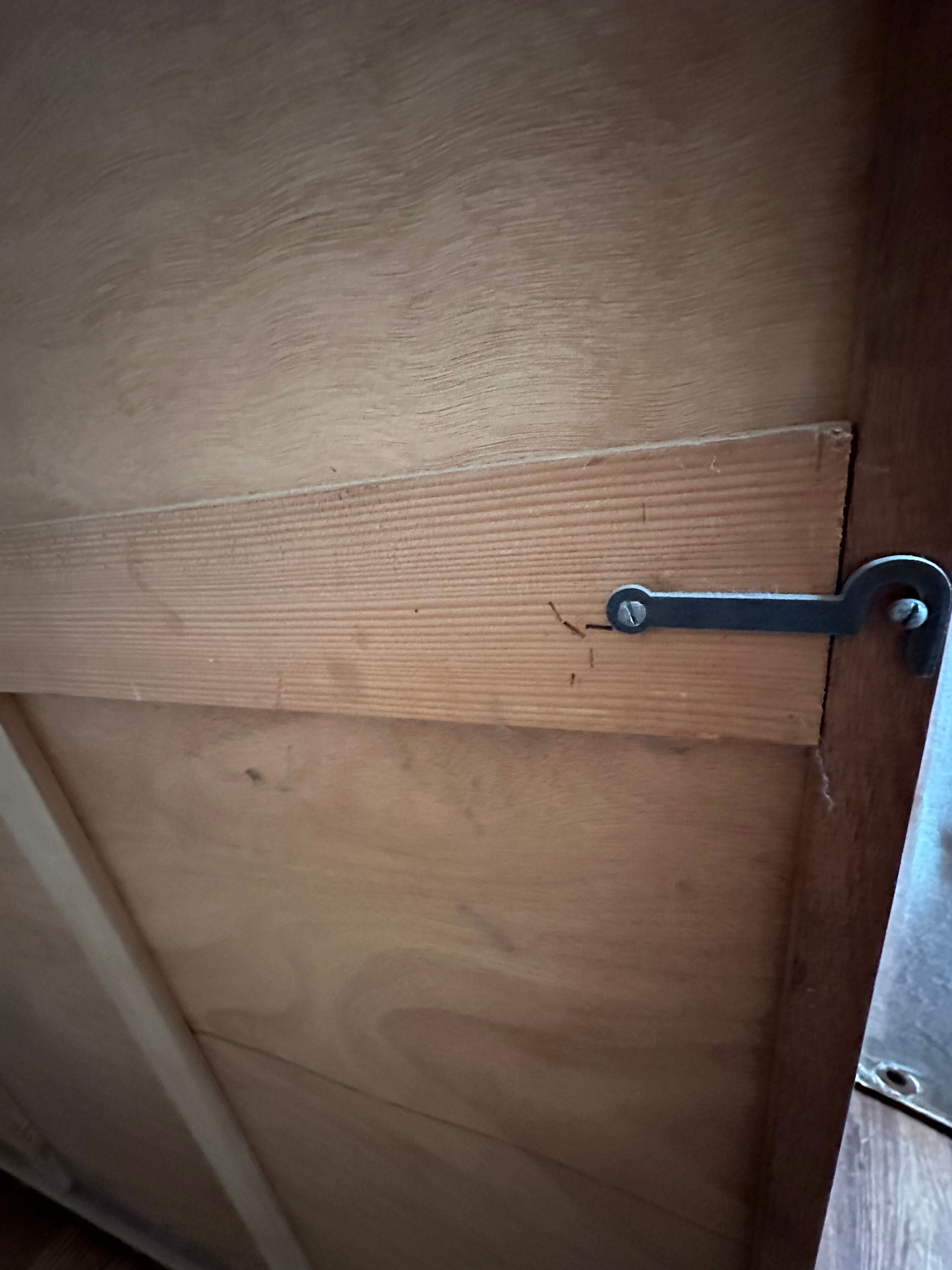 Wardrobe sliding doors