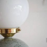 Lampe céramique mouchetée & opaline