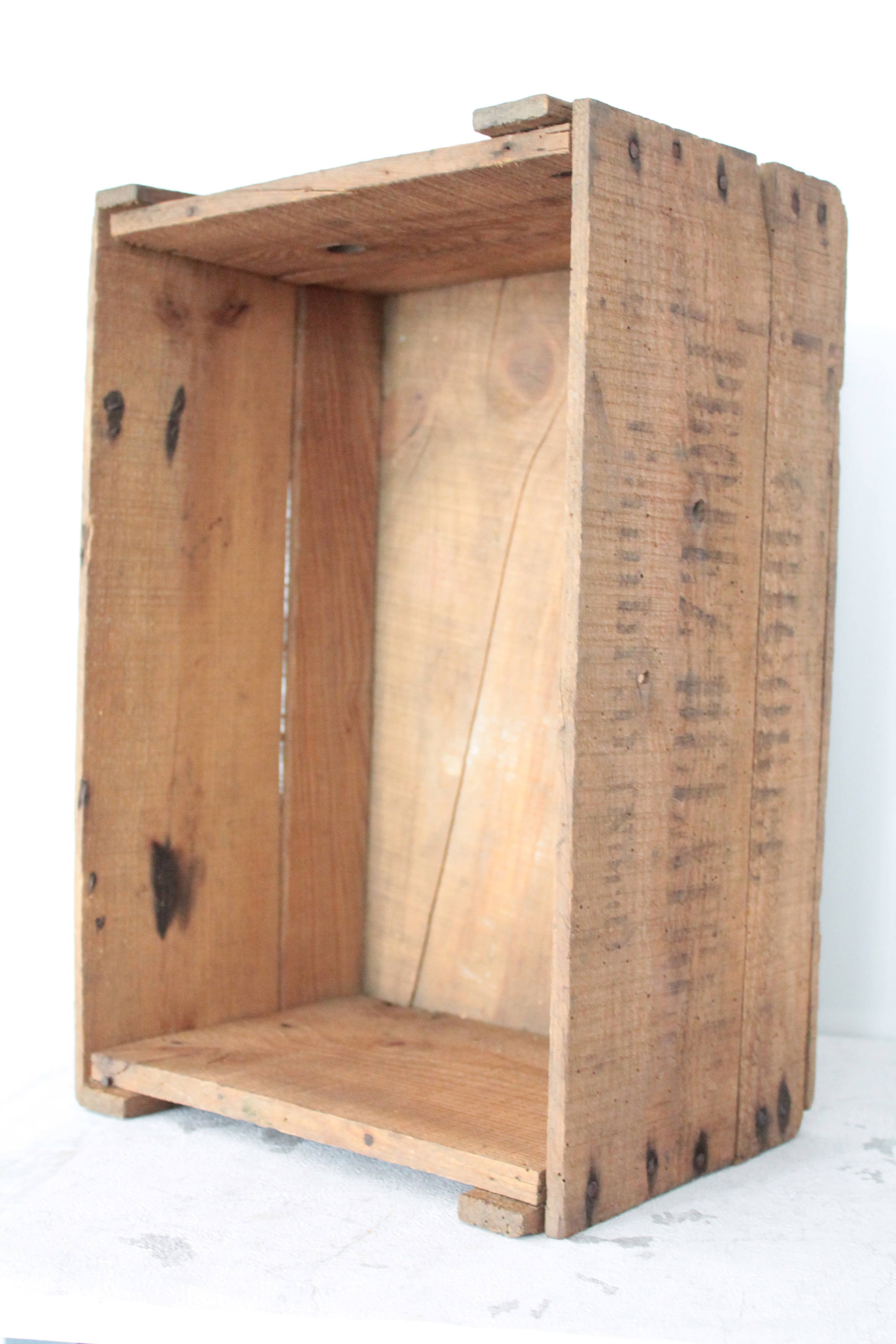 Caisse ancienne de transport en bois