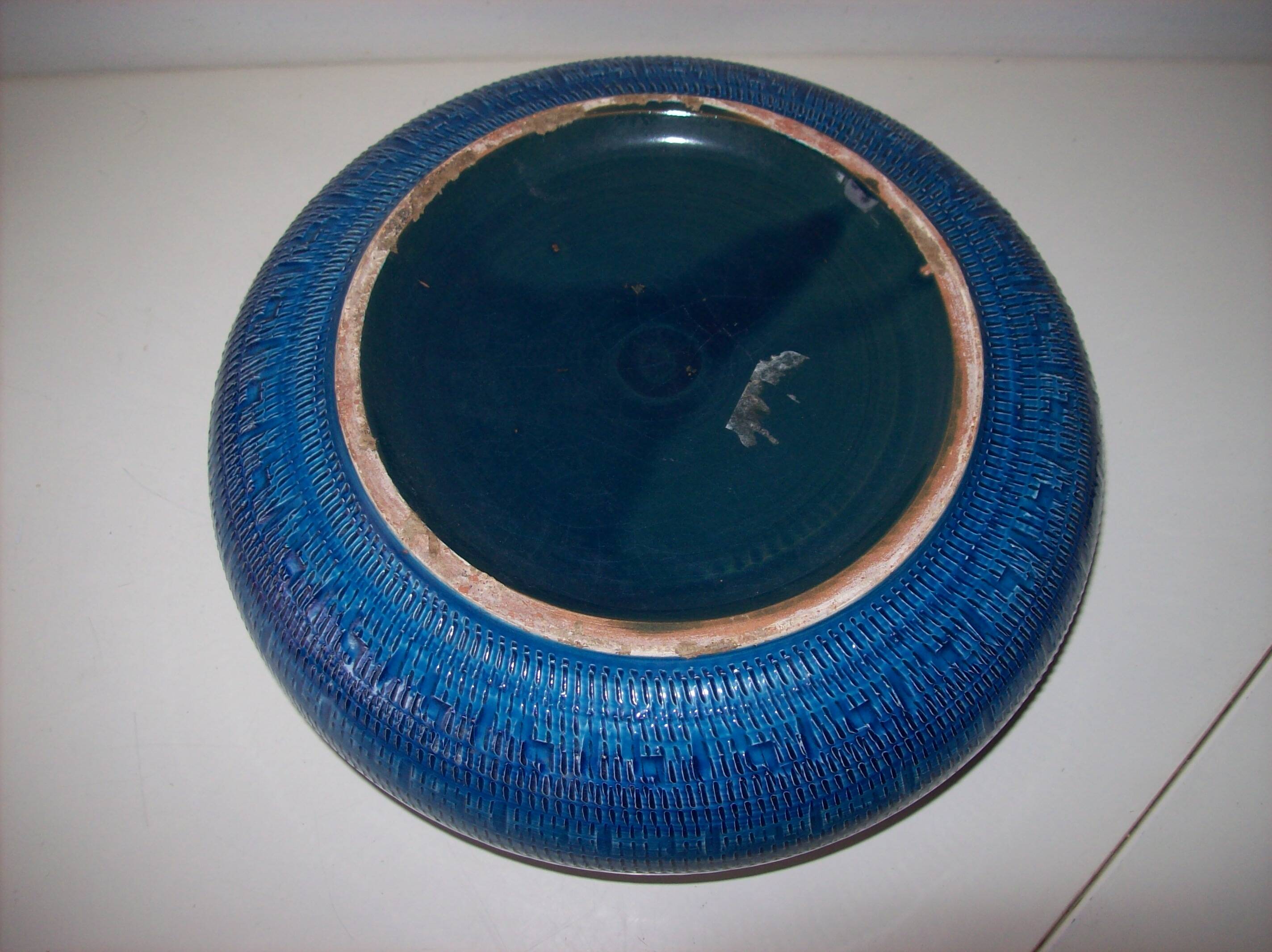 Aldo Londi coupe for Bitossi in "Rimini Blue" ceramic from the 1960s.