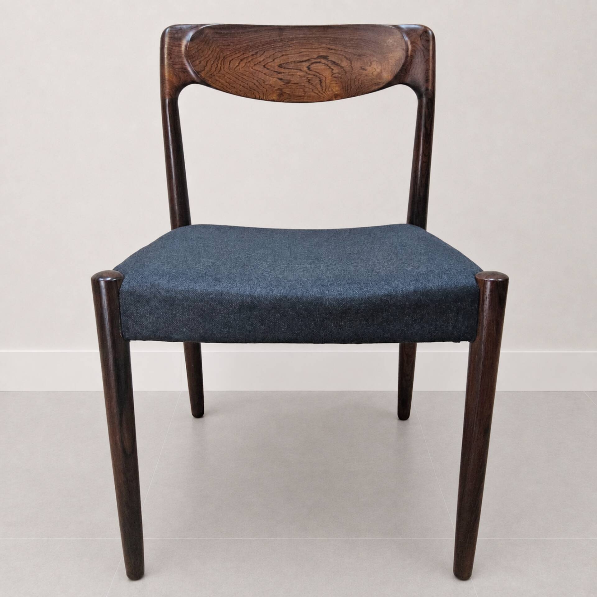 3x Vintage Danish Dyrlund chairs rosewood reupholstered / Scandinavian