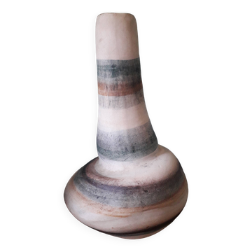 Vintage vase in a raw spirit