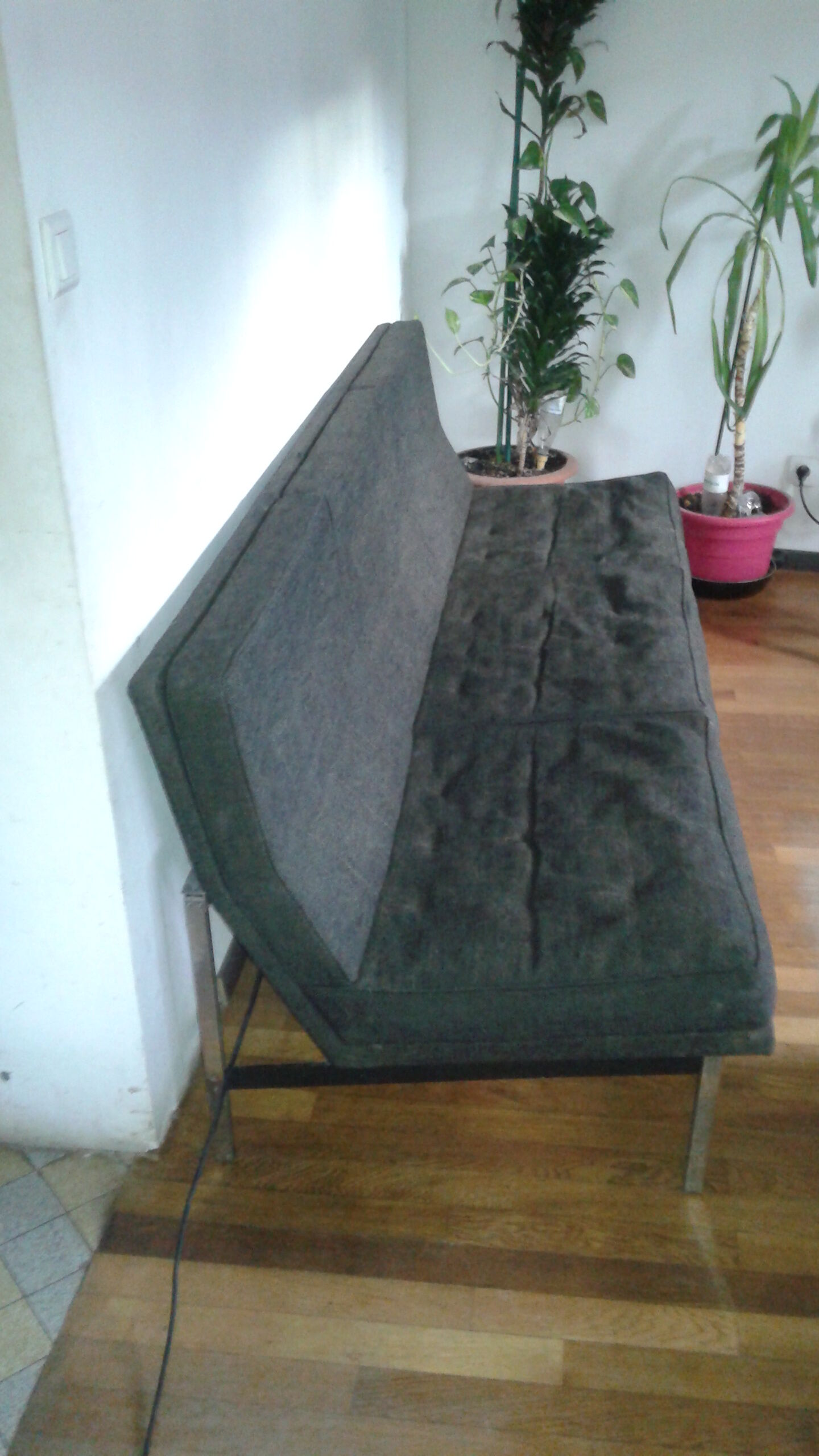 Parallel bar sofa by Florence Knoll for Knoll International 1960