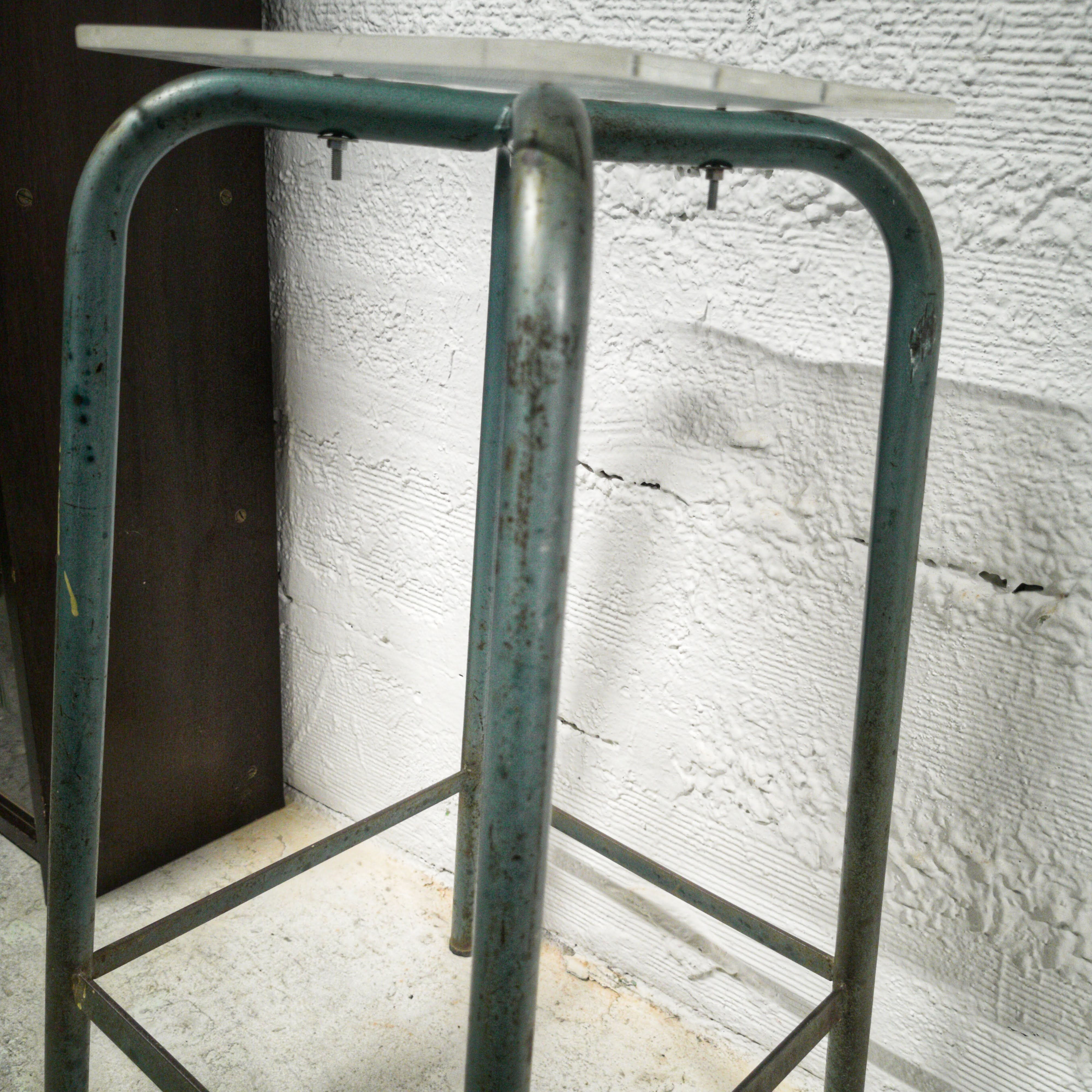 High industrial tabouret