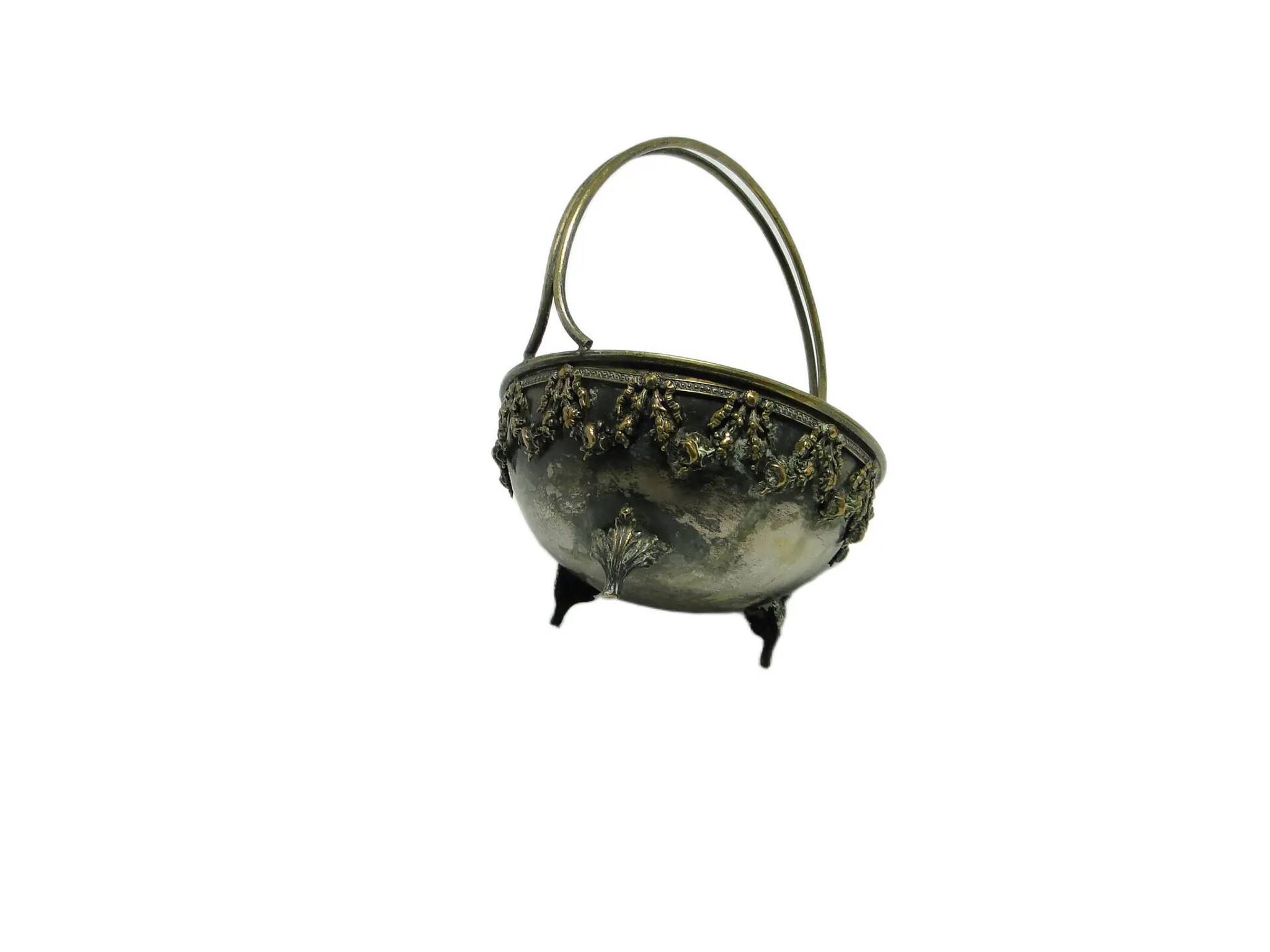 Baroque decorative bowl, brass, Germany, 1930s.