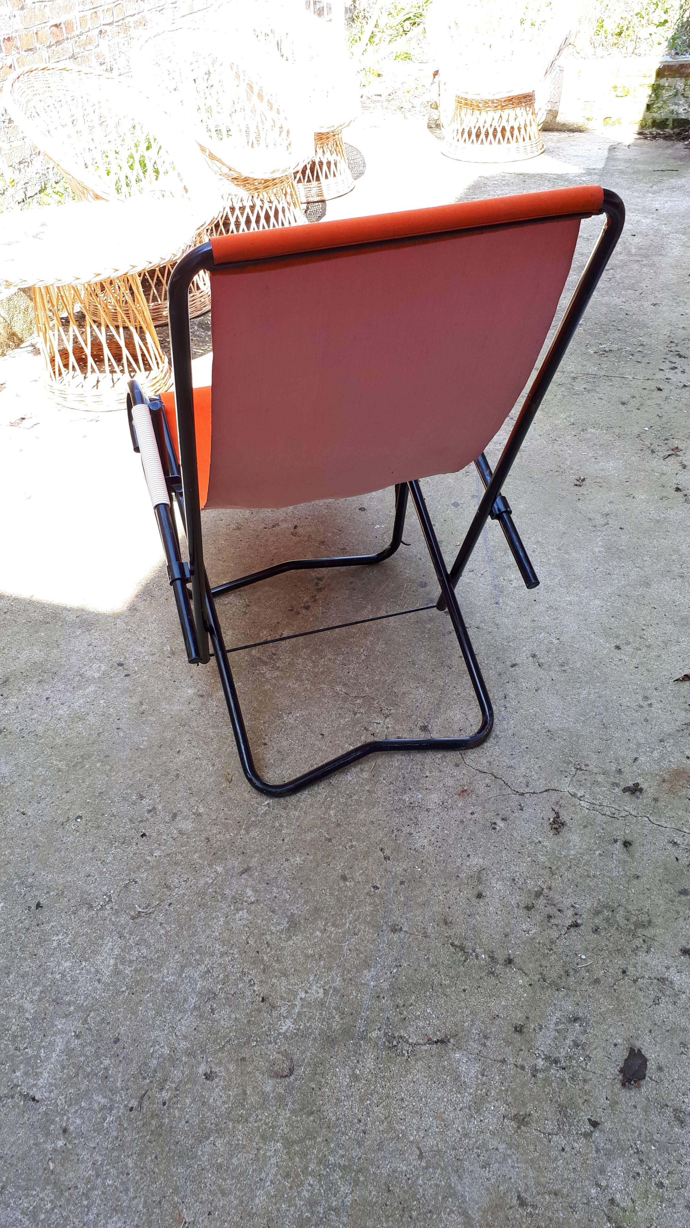 Ergelax folding long chair by Simbag from the 1950s