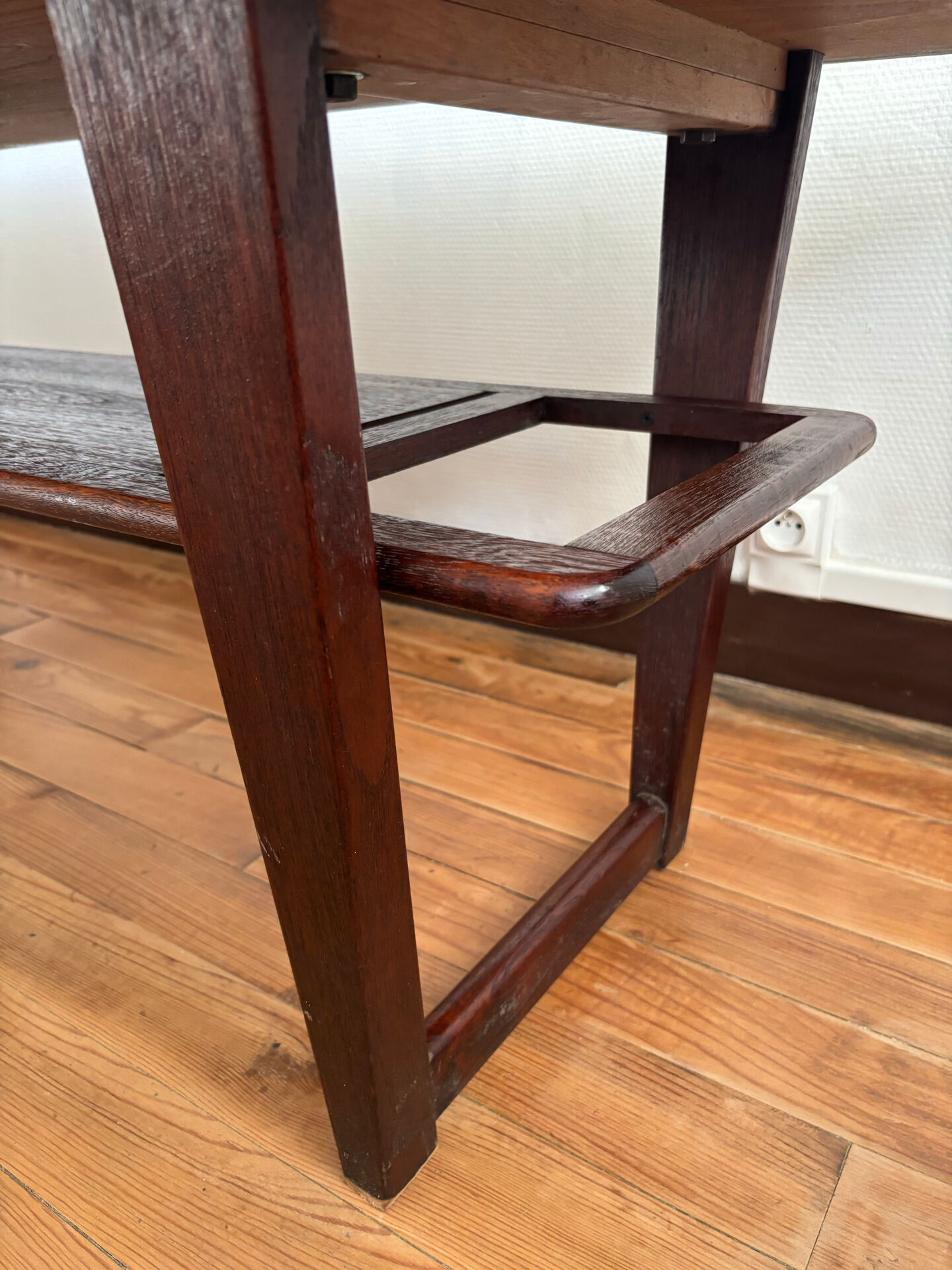 Herbarium coffee table
