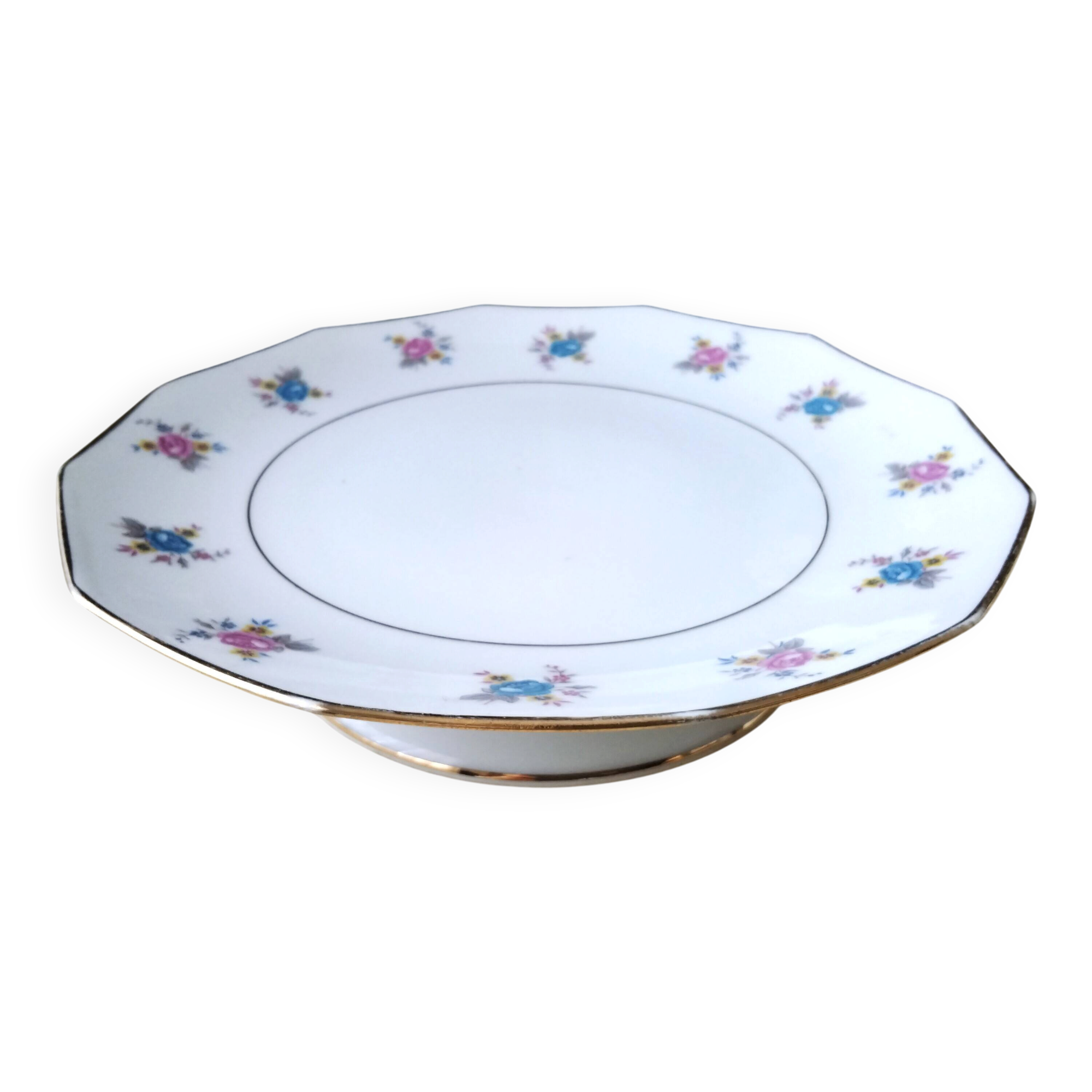 Compote dish, footed bowl in Limoges porcelain.