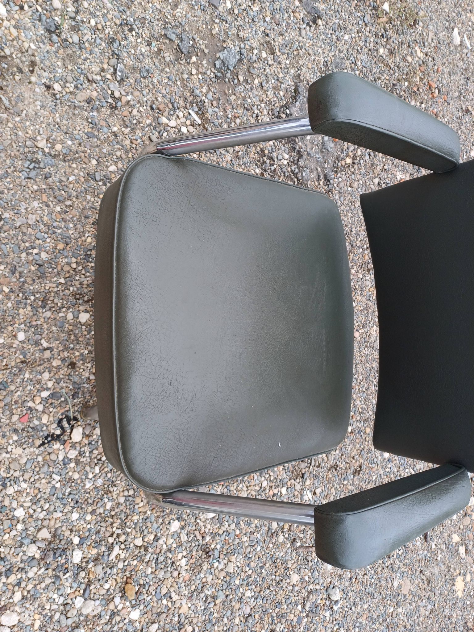 Pullman Armchair in Chrome Metal and Green Leatherette