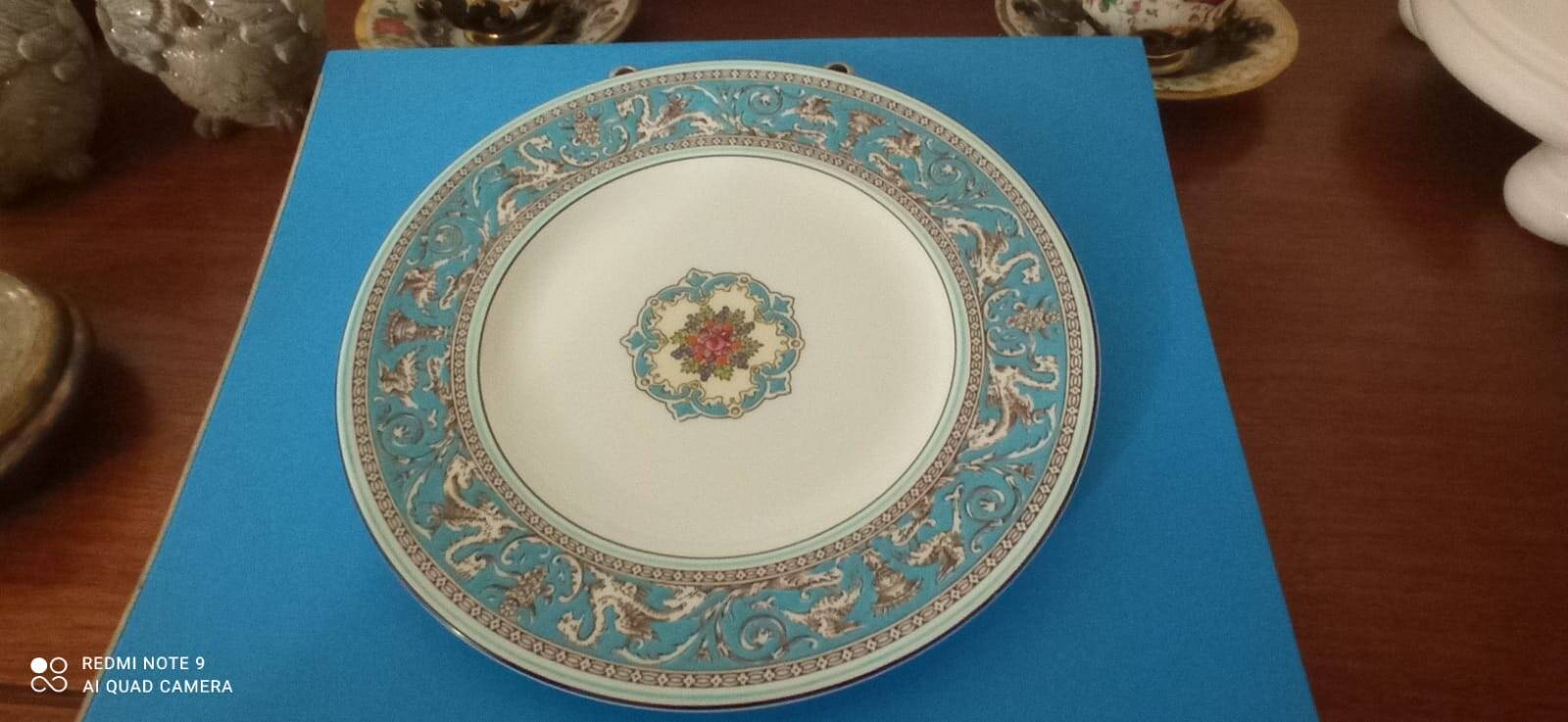 Assiettes à dessert en porcelaine fine Wedgwood Florentine turquoise