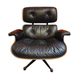 Lounge Chair by Charles & Ray Eames