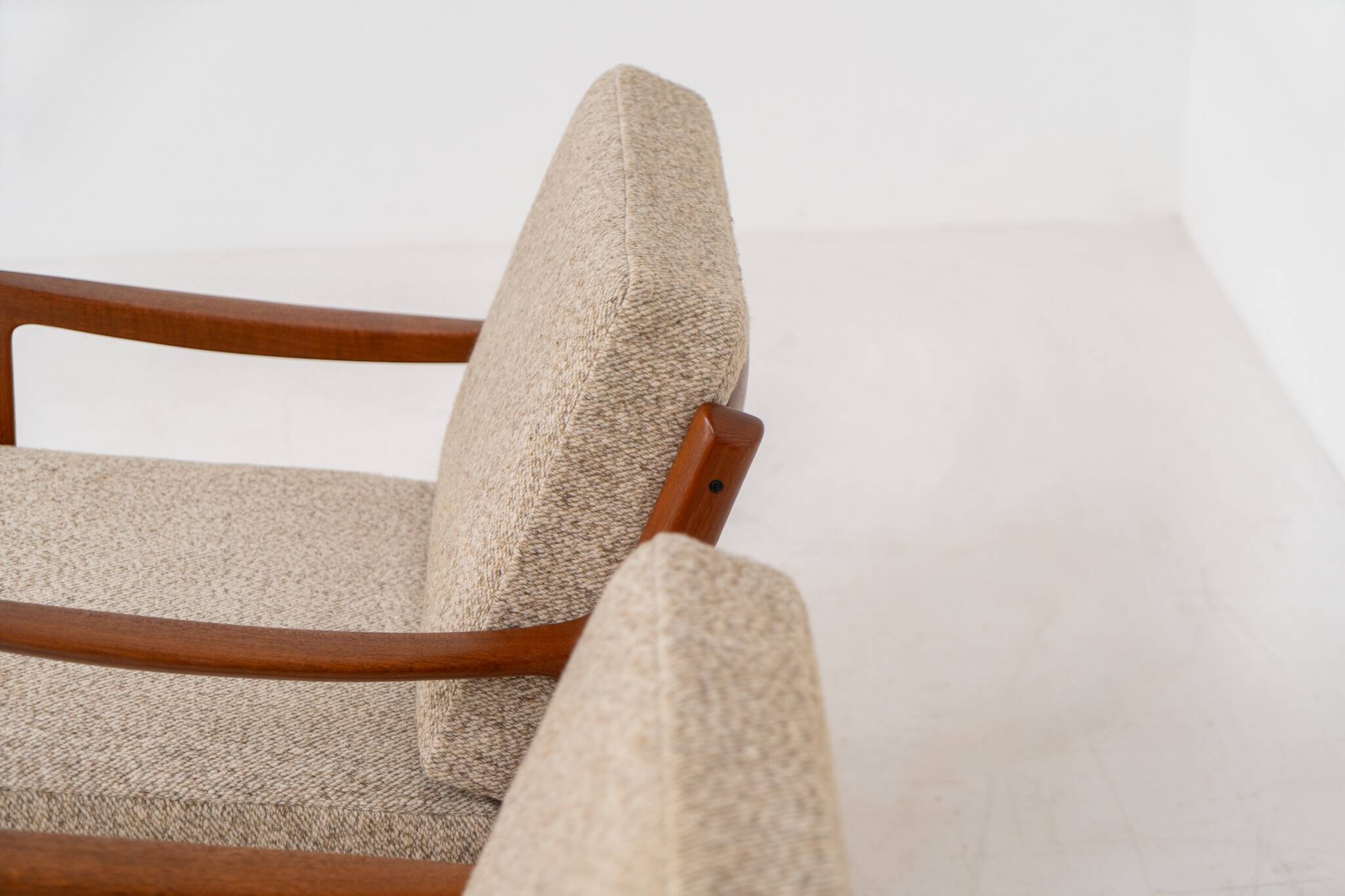 Pair of “Senator” easy chairs by Ole Wanscher for France & Son