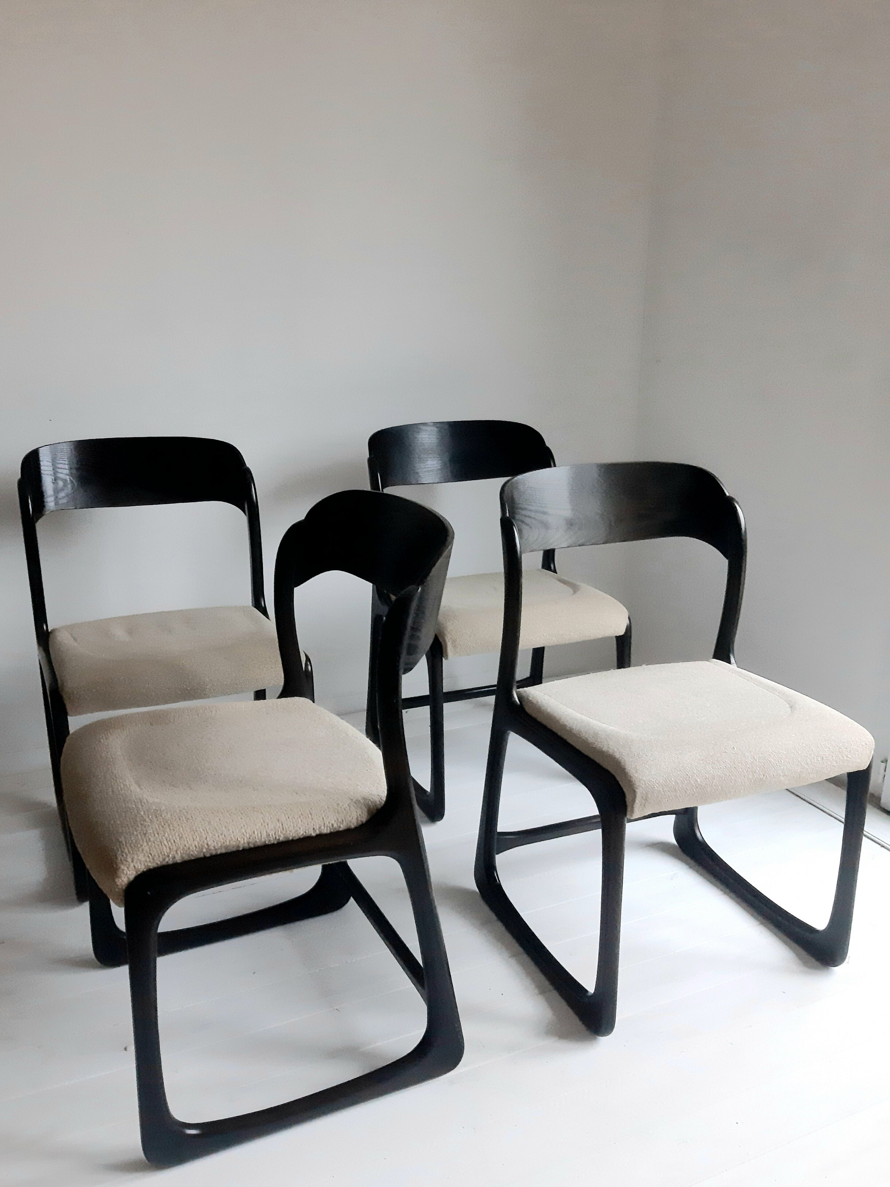 Set of 4 sleigh chairs