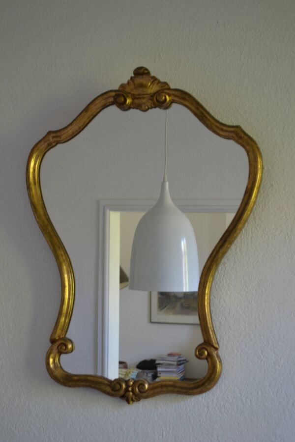 Miroir baroque cadre bois sculpté et doré 80 x 60 cm