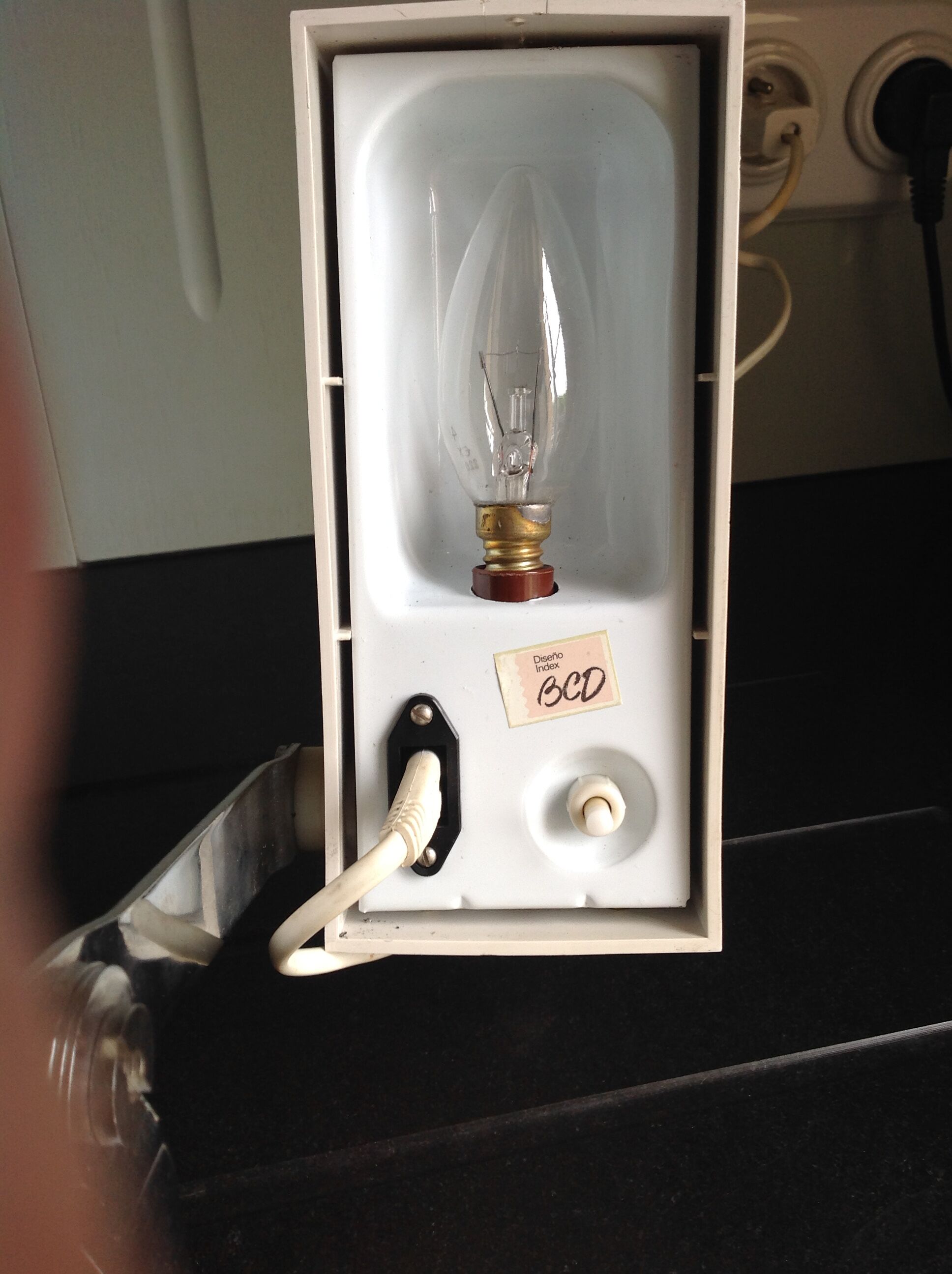 Vintage travel lamp adjustable and folding, 70s; folded it becomes a box.