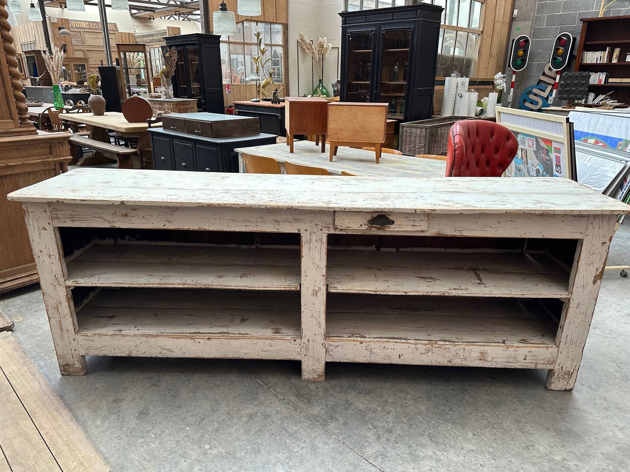 Trading post from the early 20th century