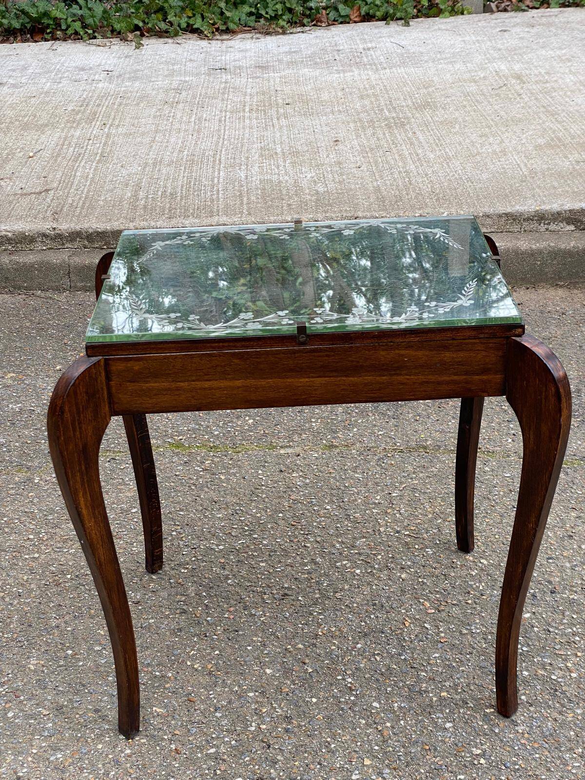 Louis XV solid wood mirrored coffee table