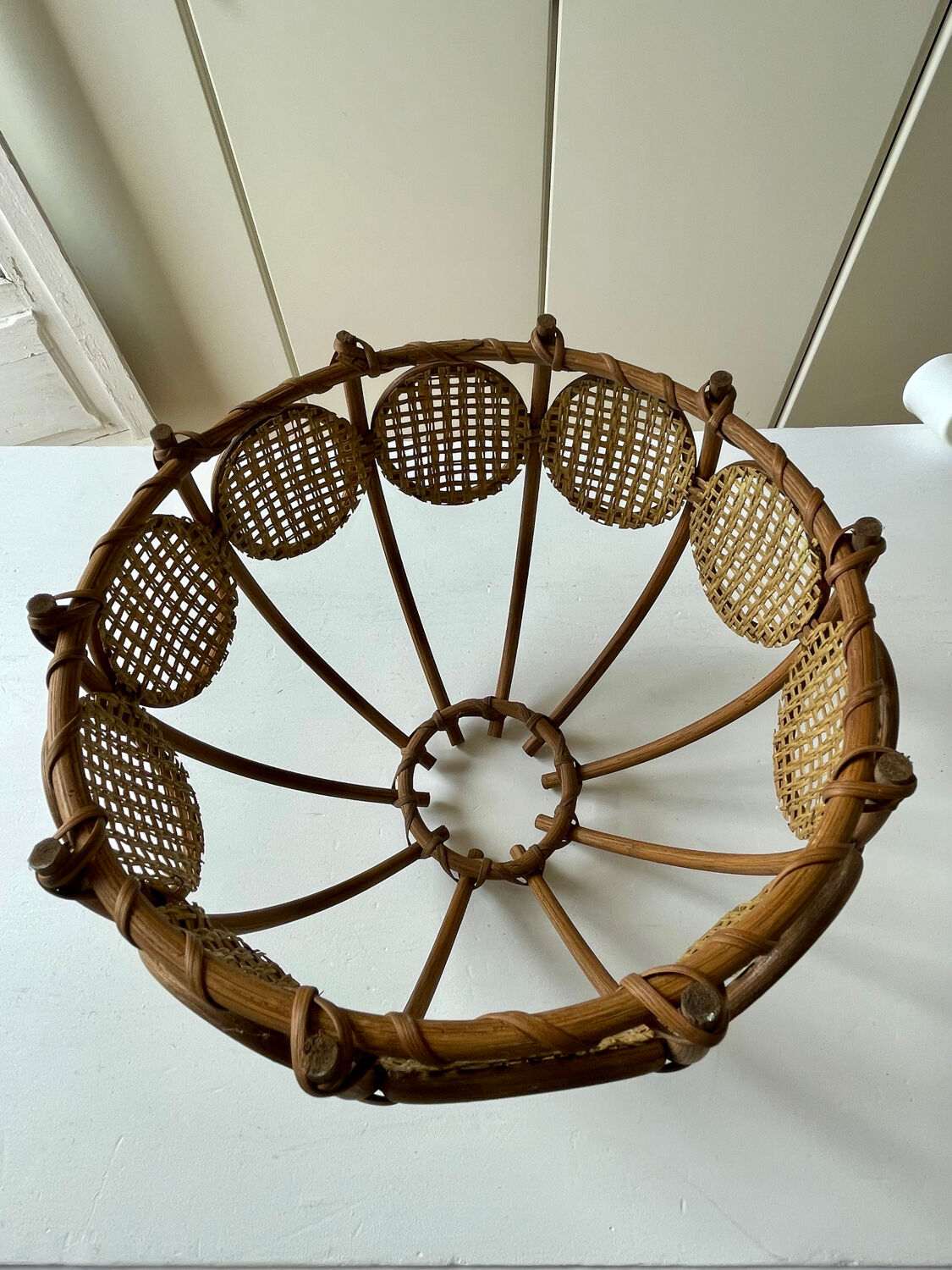 Bamboo and rattan suspension from the 60s/70s.