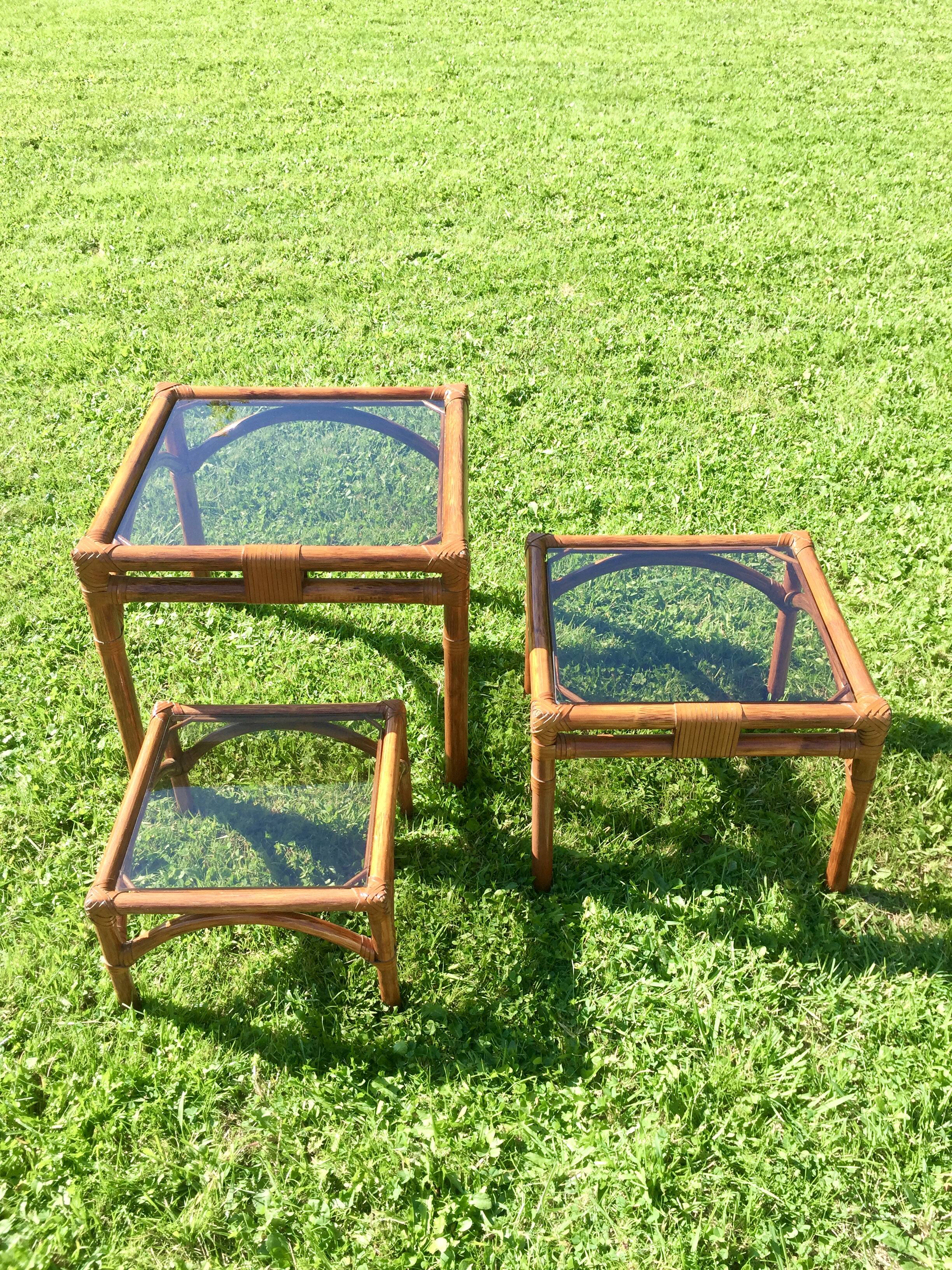 Bamboo pull-out table / leather and vintage glass