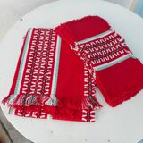 Tablecloth and six Basque towels