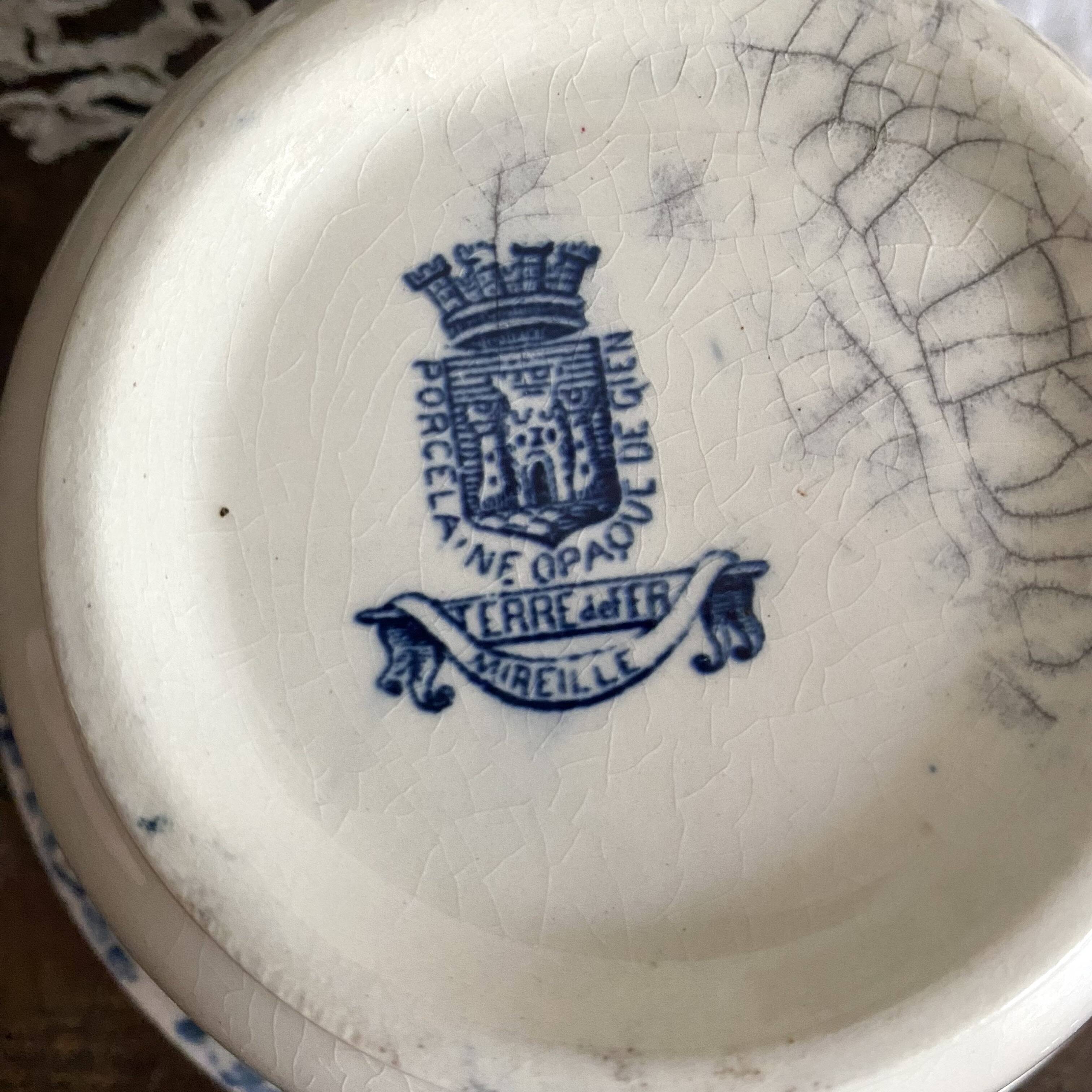 Gien Mireille ironstone bowl