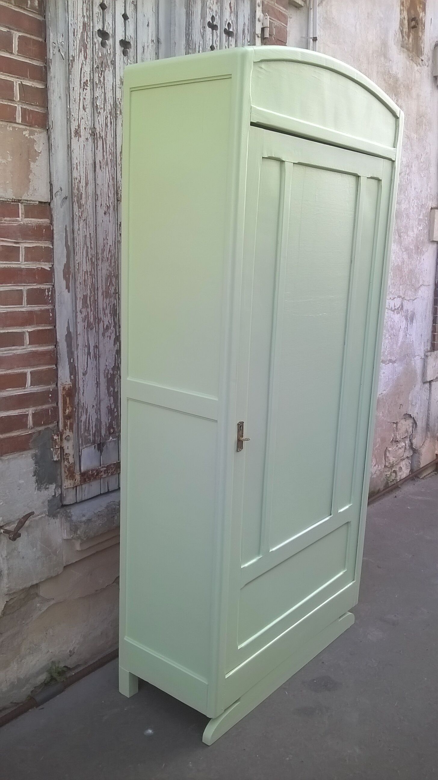 Armoire parisienne art déco
