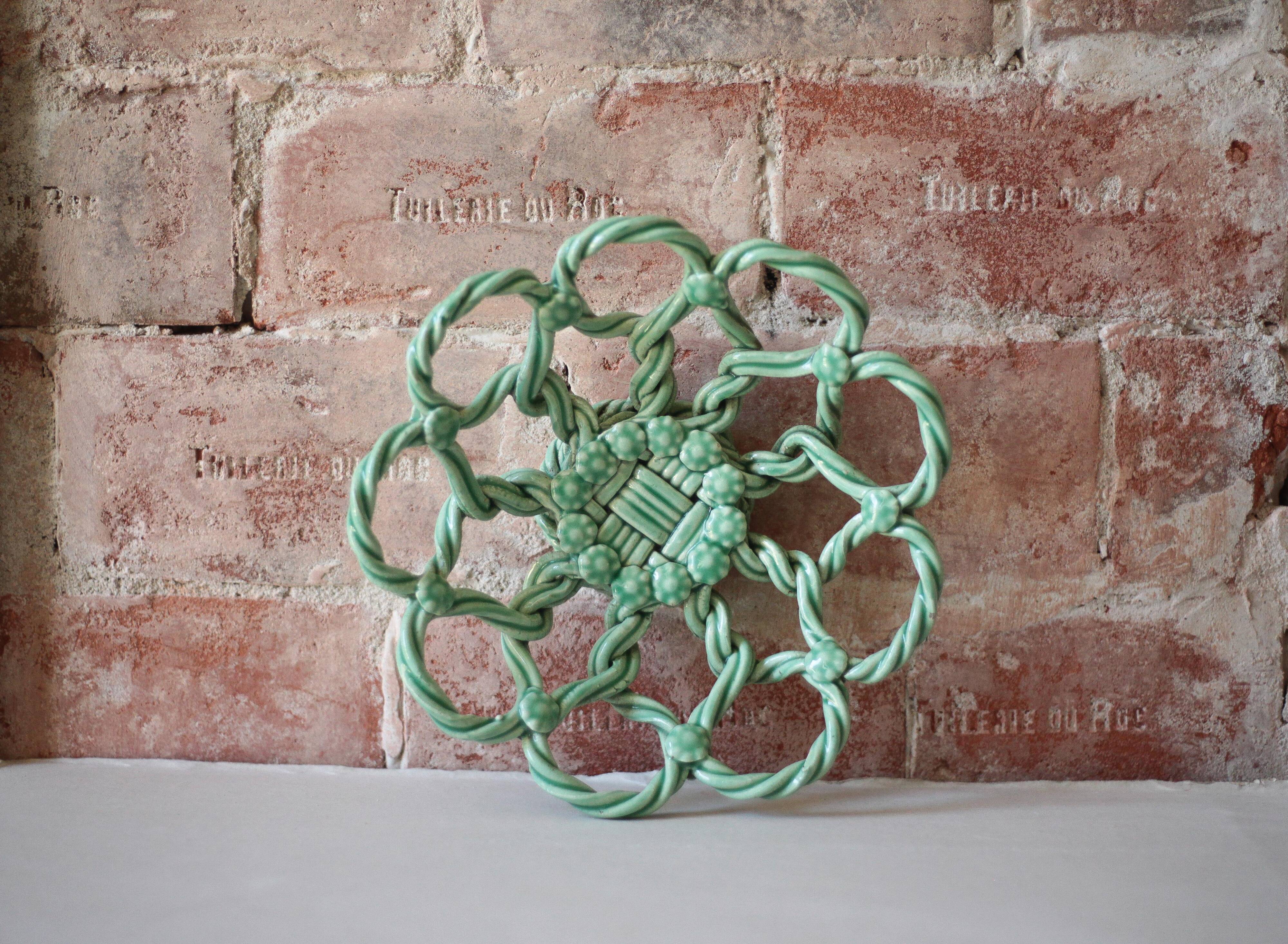 Green woven ceramic bowl, centrepiece, fruit bowl, vintage.