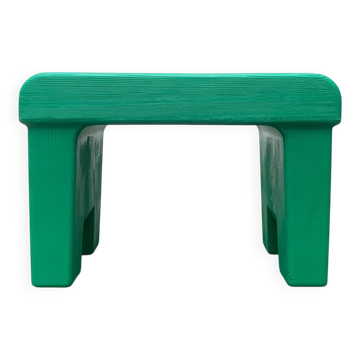 Tabouret postmoderne en plastique imitation bois