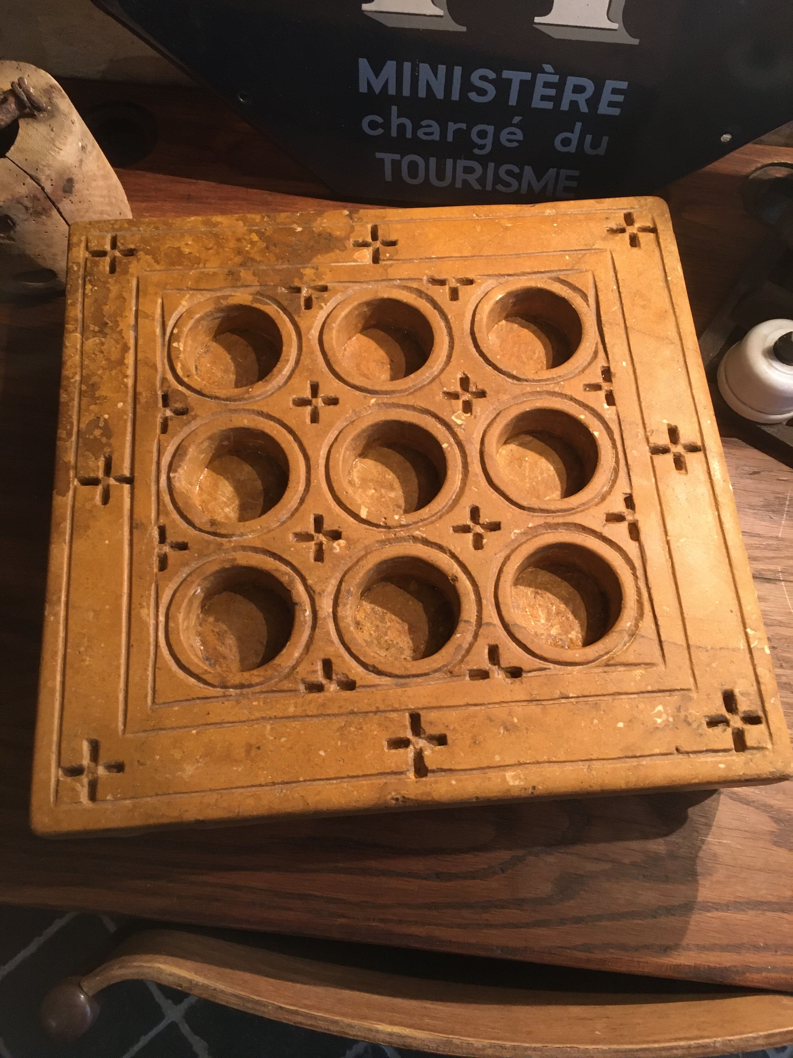 Carved candle holder "Pierre de Jaisalmer"