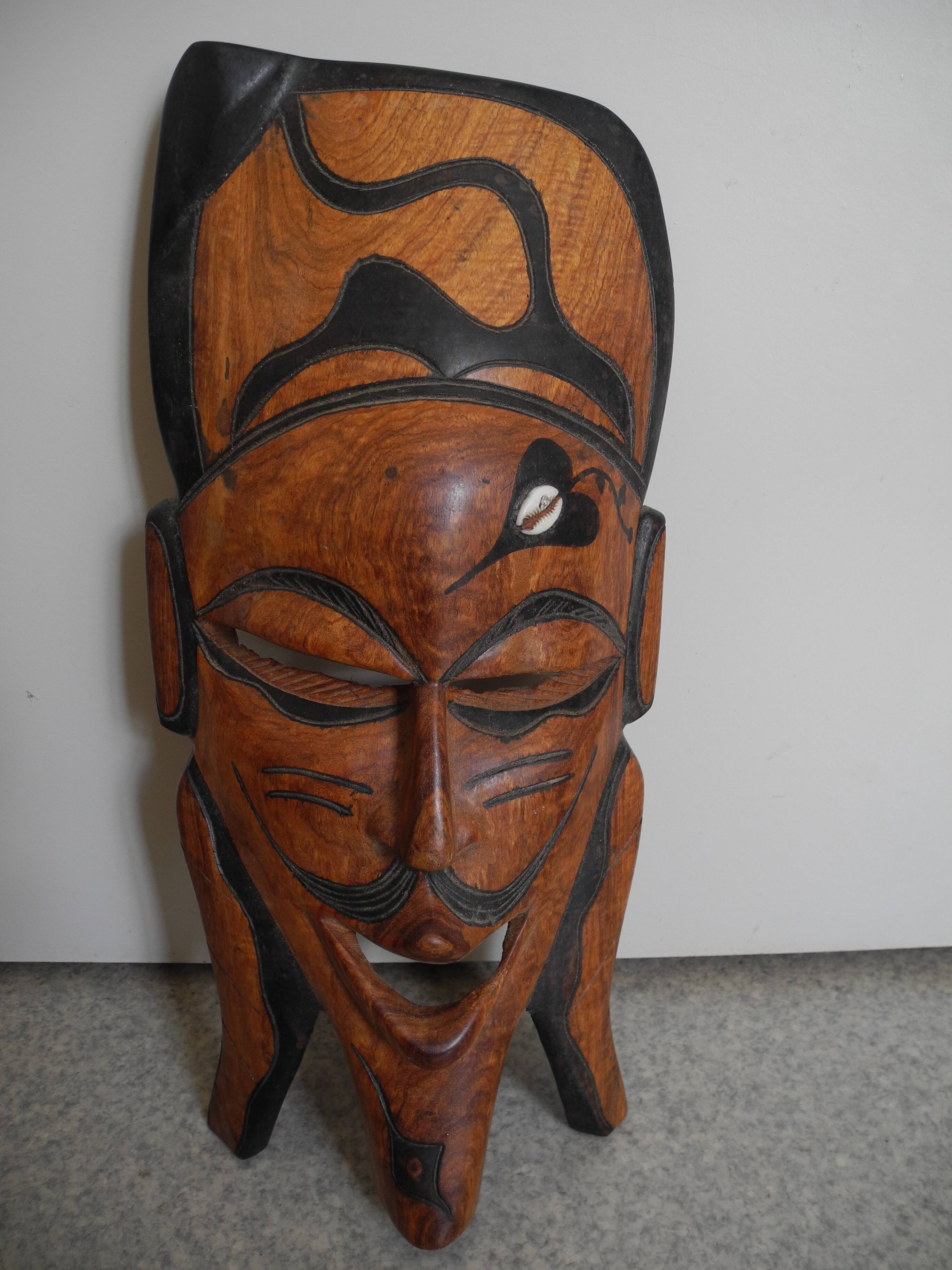 Pair of African wooden masks, vintage decoration, wooden African masks, 70s/80s