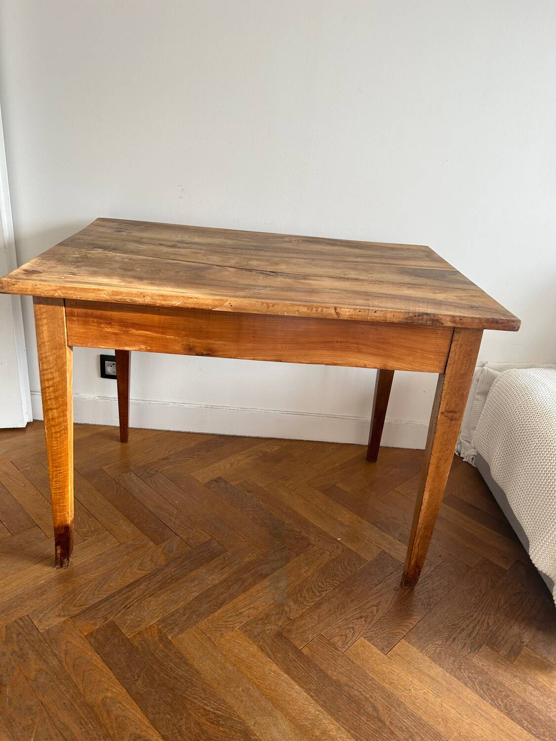 Farmhouse table with drawer / desk