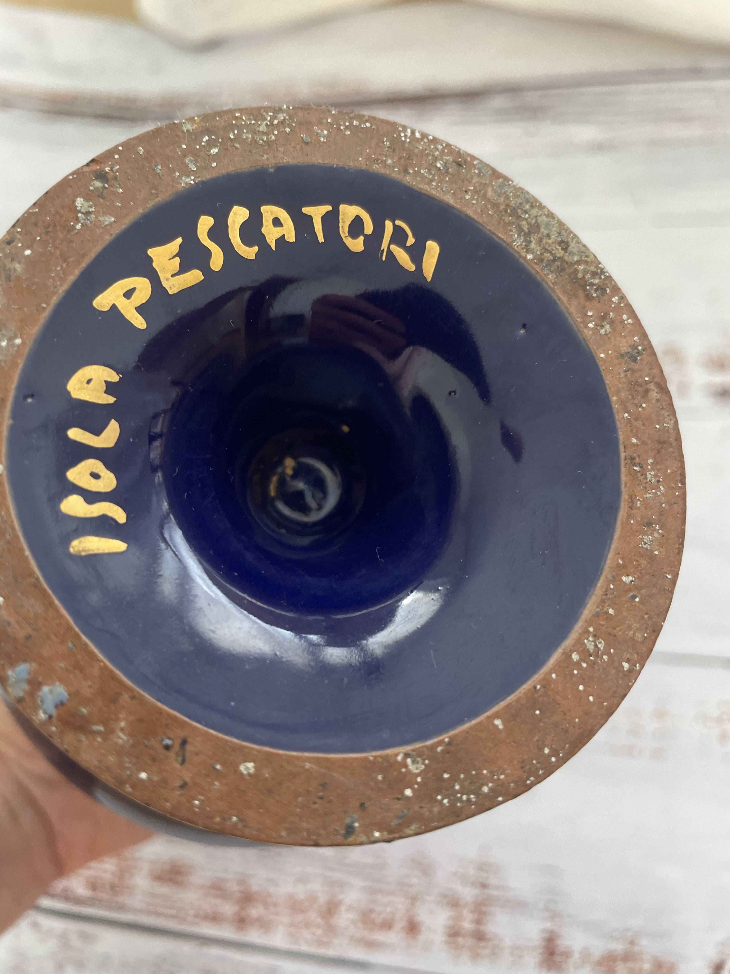 Petit vase ancien isola pescatori