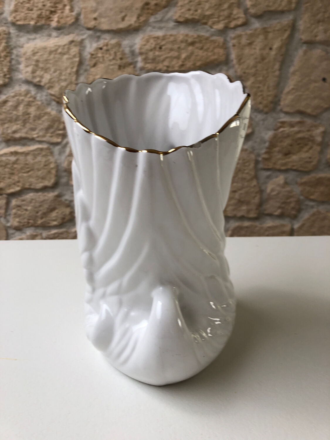 Swan vase