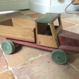 Camion jouet ancien en bois
