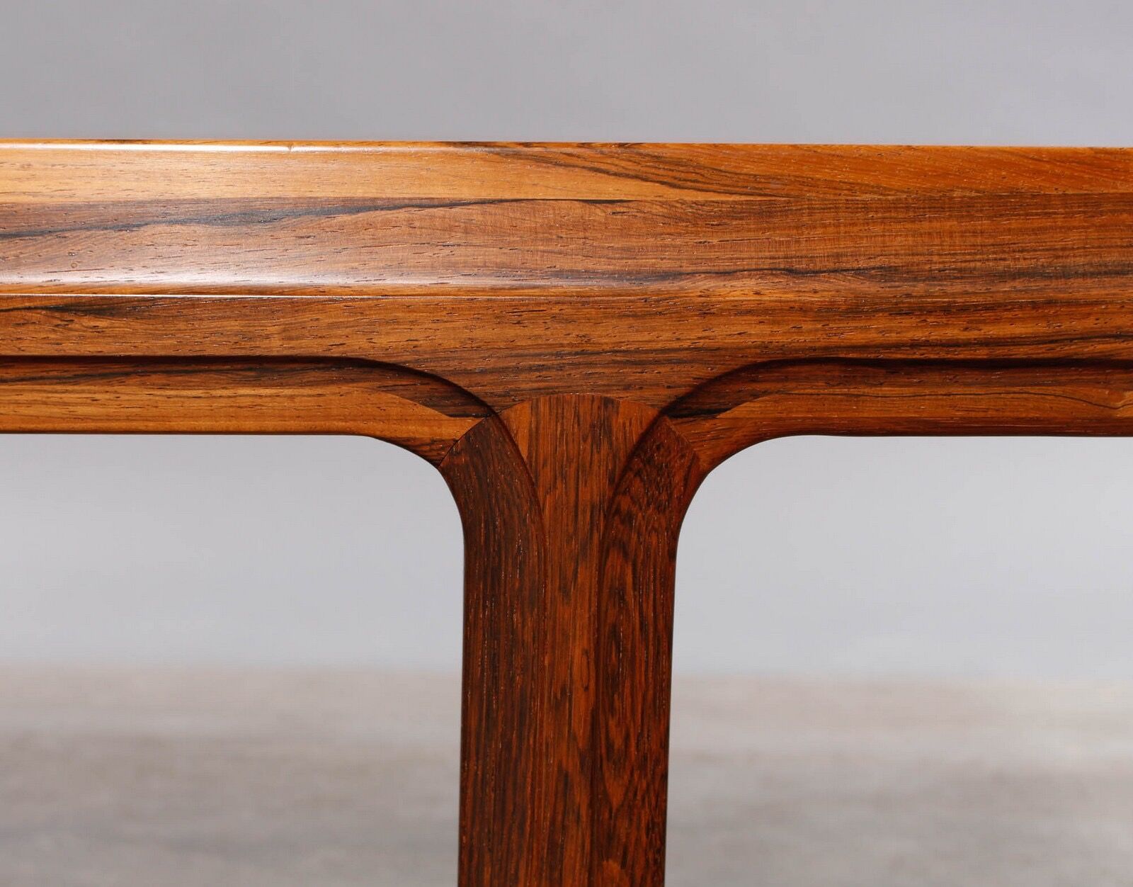 Table basse palissandre design scandinave 1950