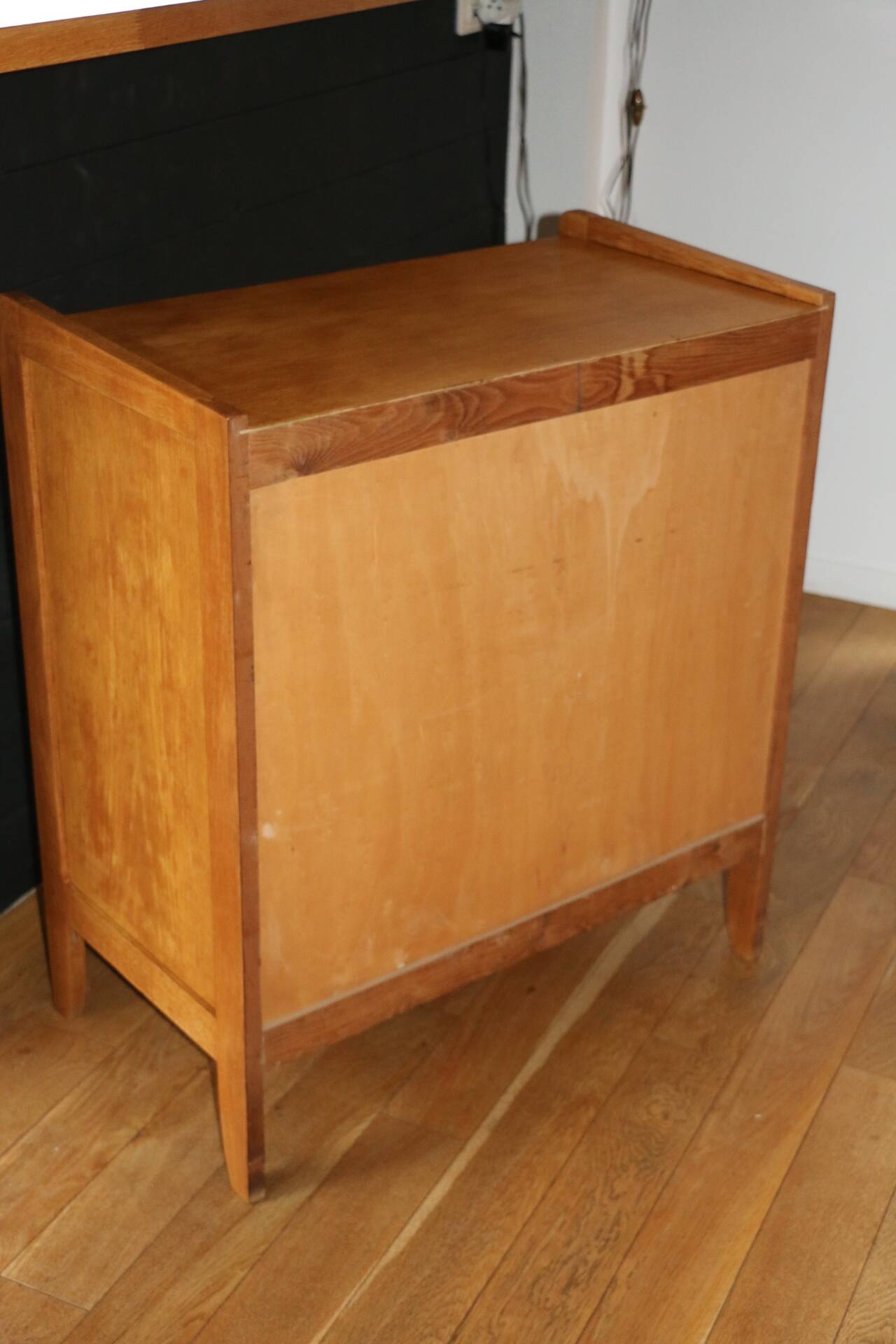 Chest of drawers with 4 drawers, light oak, 1960.