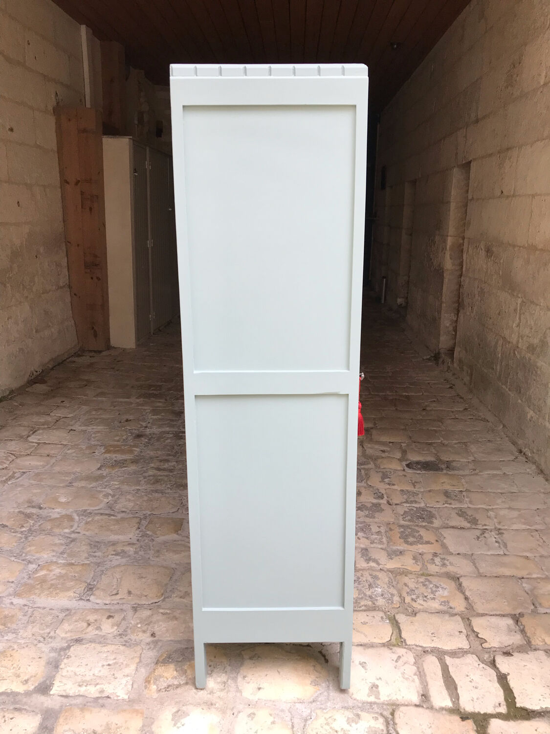 Parisian art deco cabinet with 1 door