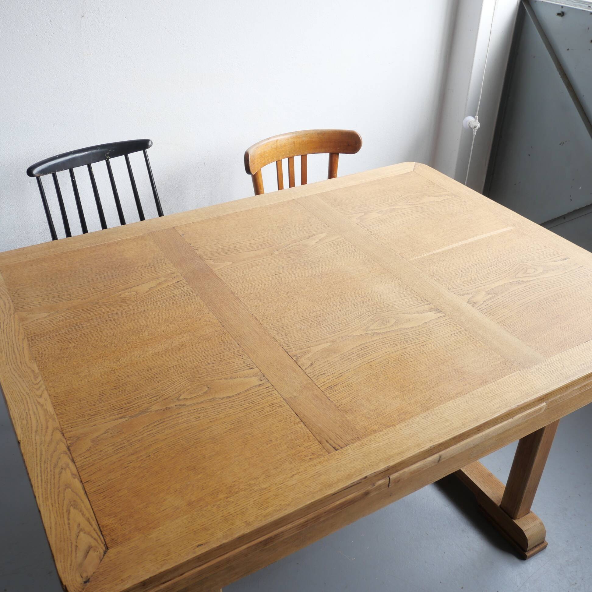 Table à rallonges en chêne rénovée