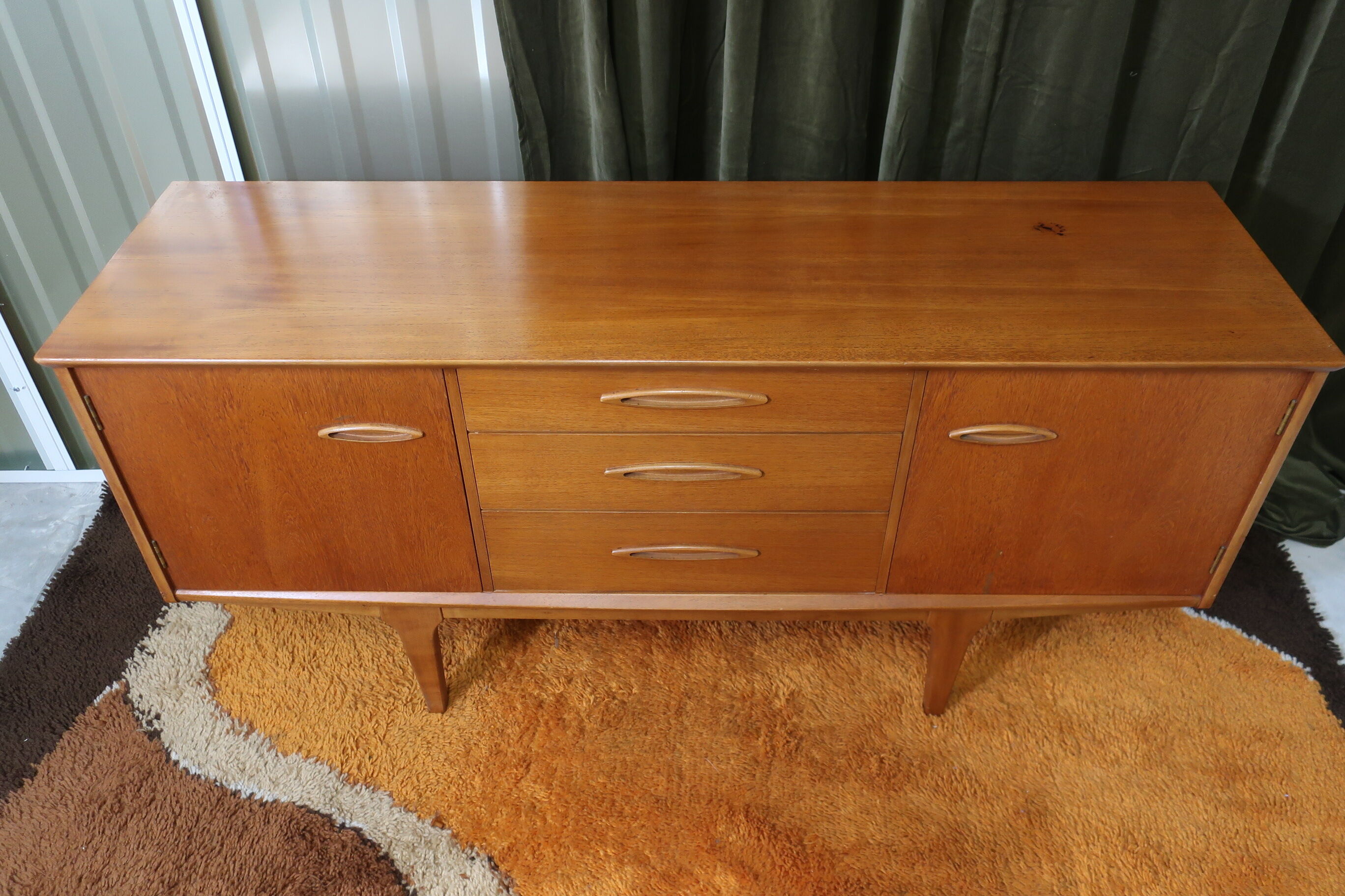 Clear teak thread from the 1960s