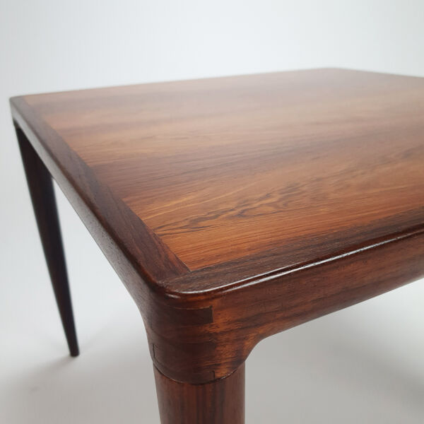 table basse danoise en palissandre du milieu du siècle par H.W Klein pour Bramin,1960