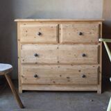 Solid wood chest of drawers