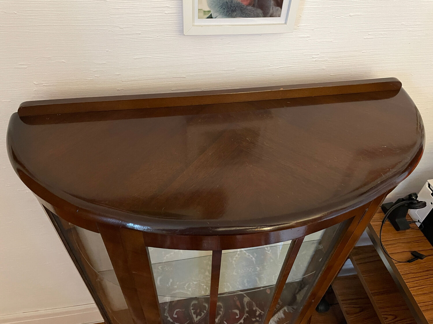 Chippendale-style English-style display case