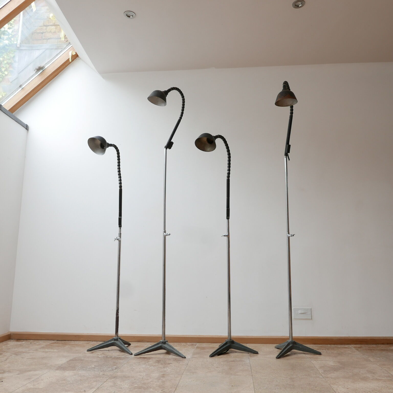 Set of 4 industrial floor lamp