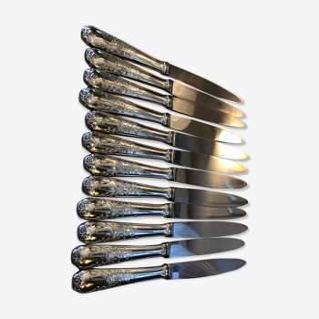 Series of 12 silver knives